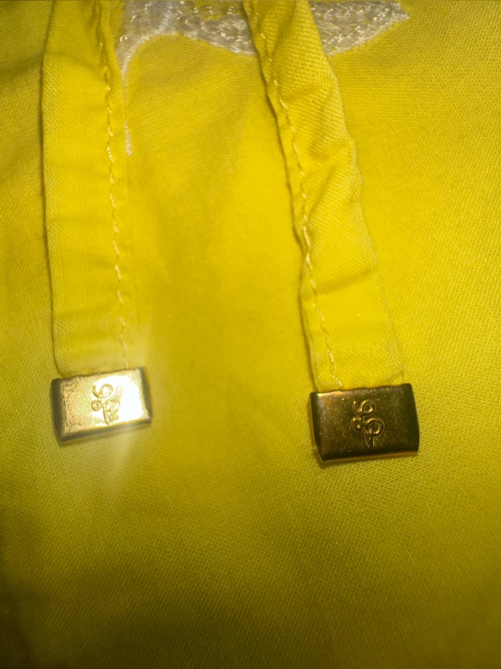 Lilly Pulitzer Katia Embroidered Watch Hill Yellow Sequin Shorts size small - Picture 10 of 13